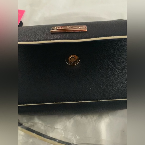 New TAGS Lilly Pulitzer Lilias crossbody camera purse bag - Picture 5 of 11